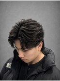 曲がる縮毛矯正でつくる毛流れセンターパート