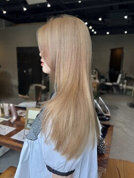 ヘアー アイス ルーチェ(HAIR ICI LUCE) ブロンドミルクティーベージュカラーハイトーンカラー/中西