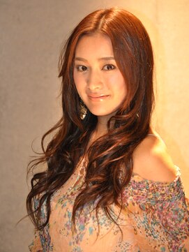 リヴェール 無造作な動きの最旬ヘア