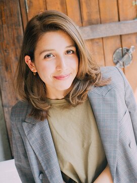 サンクチュアリ(Sanctuary) 大人セミディウェーブ