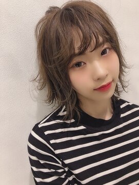 ノビタ(novita) 【novita】しょす担当★耳掛けショート