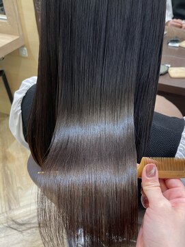 ミリュウ(Milieu) 髪質改善トリートメントで髪の密度を高め、より艶のある髪に