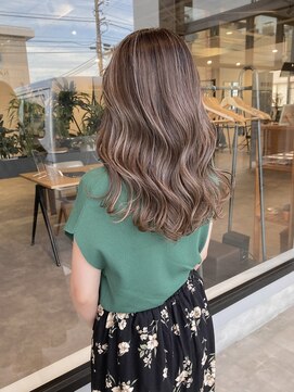 ナンバー(number+) 30代40代ハイライトバレイヤージュ透明感外国人風カラー