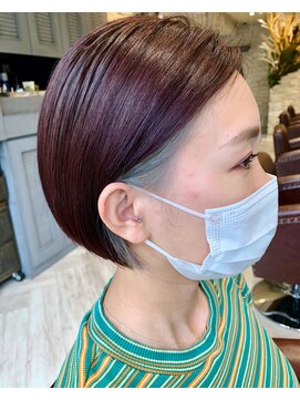 シャル 辻堂(shalu) 耳掛けミニボブ×インナーカラーペールグレージュ