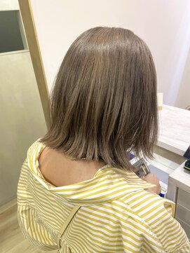 エレノア 梅田店(Eleanor) ミルクティーベージュ