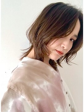 ビュートリアム 福岡(BEAUTRIUM) 乾かすだけできまるミディアムウルフレイヤー