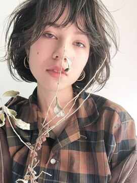 フランチェスカ(Francesca) 透明感カラー＋抜け感スタイル　暗髪　結べるボブ