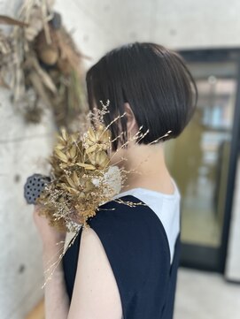 コケット(Coquette) コンパクトボブ