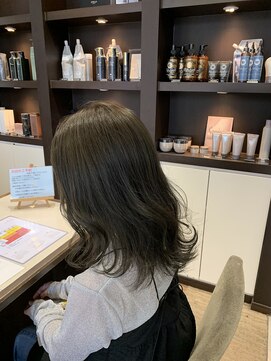 ジャパン ホンテン(JAPAN HONTEN) オリーブカラー