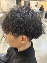 ニアウ 伊勢崎連取店(Niau)&nbsp;メンズマッシュパーマツイストスパイラルパーマ波巻きパーマ