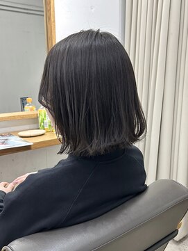 ハット(HUT) 【扱いやすいパッツンボブ】