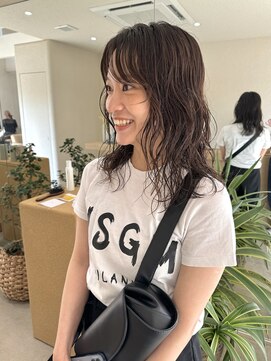 キュー(que) ミディアム ラフパーマ