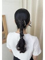 ソノ(sono)&nbsp;タイトヘア タイトアレンジ 編みおろし 参列ヘア イベントヘア