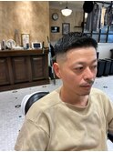 フェードカット バーバーヘア アップバング