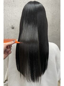 スライバイリアオオサカ(Sly By Ria OSAKA) 髪質改善/酸熱トリートメント【梅田】【大阪】