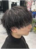 ウルフツーブロック束感モテる黒髪シークレットパーマ流行