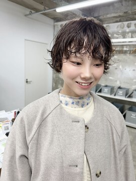 イン(in.) ショートパーマ/くるくるパーマ/パーマ女子