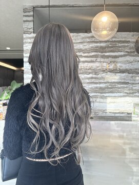 シルバーベージュ