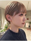 夏カラーで涼しげベリーショート/ホワイトベージュ透明感カット
