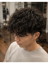 ロミー(Romy)&nbsp;高円寺スペインカール刈り上げスパイラルパーマメンズパーマ