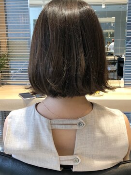 シアアオヤマ 表参道青山(SHEA aoyama) くせ毛×カーキグレージュ/SHEA.aoyama【表参道】【白髪染め】