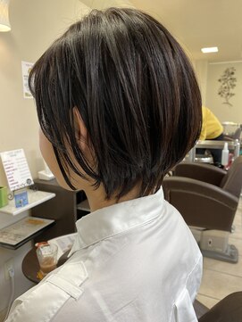 アールモンドヘア新世界 エアリーボブ♪