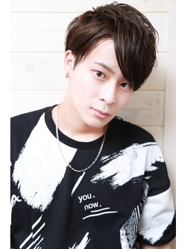 オーシャン(Ocean) ［OCEAN Hair&Life高田徹］サイドパート韓国マッシュ☆