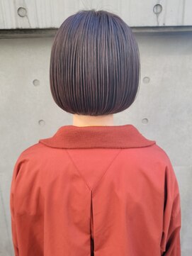 アムリタ 三鷹(AMRITA) ぱっつんミニボブ