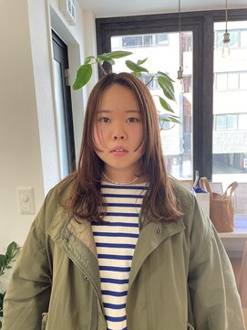 ミモザ(MIMOSA) 少しクセのある顔まわりレイヤー