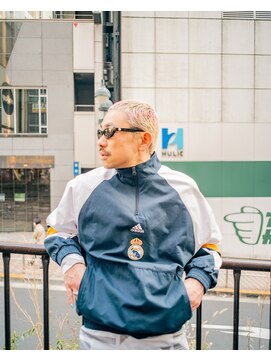 メリケンバーバーショップ トーキョー(MERICAN BARBERSHOP TYO) MEN'SHAIRツーブロック束感波巻きハイライト