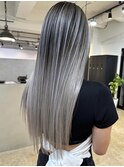 しっかり長持ち!寒色コントラスト バレイヤージュ