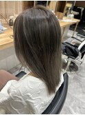 暗めのバレイヤージュ