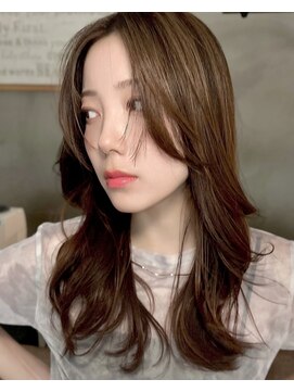 メゾンドムニ 恵比寿(Maison de MUNi) ★20代30代40代前髪ありイメチェンアンブレラカラーこなれミディ