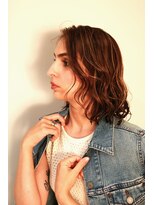 ニライヘアー(niraii hair)&nbsp;ハイライト　ウェーブスタイル