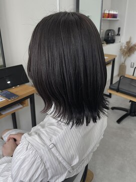 ウル 岡山駅店(ULu.) ミディアムスタイル 鎖骨ボブ