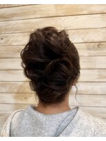 パシャ(Pasha) エレガントなアップスタイル