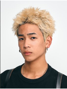 フィフス トウキョウ (fifth TOKYO) スパイキーショートブリーチカラーメンズカットアップバングヘア