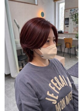 コロレ(COLORE) 大人ウルフショート/レイヤー/くびれ/ワインレッド/30代40代50代