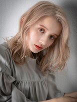カバーヘアアンドスパ ブリス 浦和(COVER HAIR&SPA bliss)&nbsp;金髪ホワイトブロンドか抜け感きあげミディアムz浦和10代20代