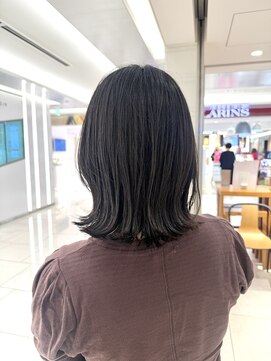 ピークアブー アヴェダ ギンザシックス(PEEK-A-BOO AVEDA GINZASIX) くびれボブ 切りっぱなしボブ ボブレイヤー