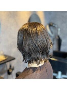 チリン(Chillin’___)の写真/丁寧なカウンセリングと経験豊富な技術で、サロン帰りの質感が続く再現性の高いスタイルへと仕上げます＊