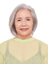 美容室 プレスト(Presto)&nbsp;グレイヘアの方にオススメ◎白髪を活かしたショートヘア