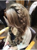 編み込みダウンスタイル