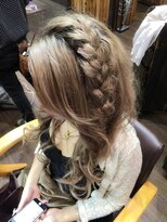 ユートピア(U topia)&nbsp;編み込みダウンスタイル