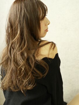 ヘアサロン シロップ(Hair Salon Syrup) [Syrup・山谷慎太郎] 「ゆったり大きめロングウェーブ」