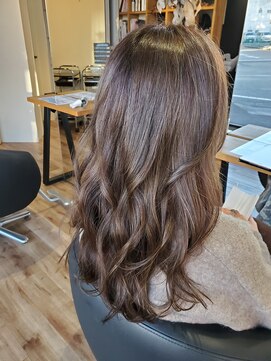 ノア(noa.) #重たくないナチュラルグレージュ