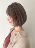 顎ライン/前下がりミニボブ