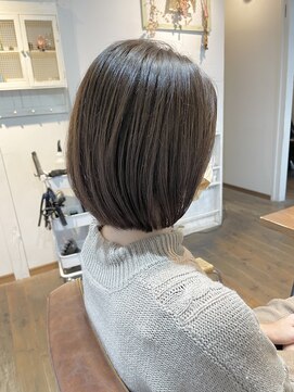 エチカ(ethica) 【ethica】ナチュラルなボブ