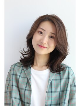 エクリ 麻布十番(equri) くびれセミディ