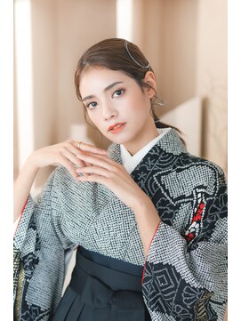 ヘアメイクサロンシャルメ(Hair Make Salon CHARMER) 袴におすすめ♪タイトポニー♪